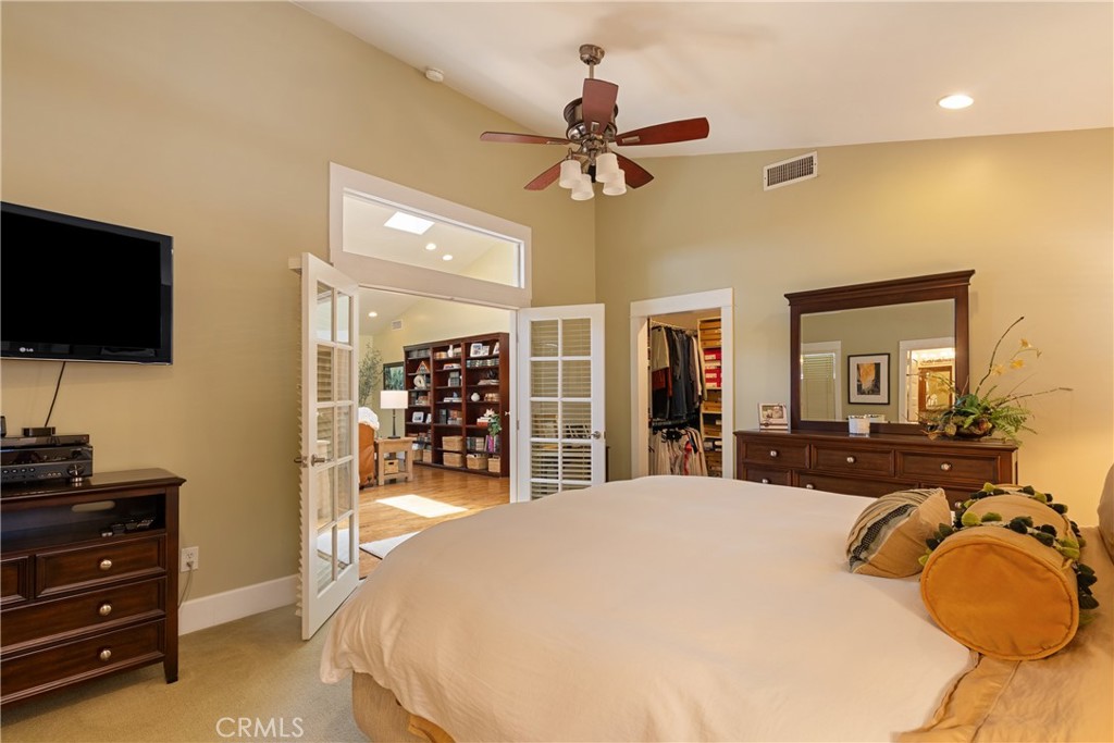 2411 3rd Property Photo 29