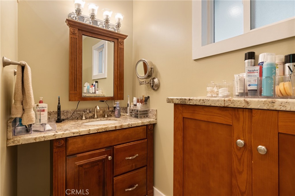 2411 3rd Property Photo 36