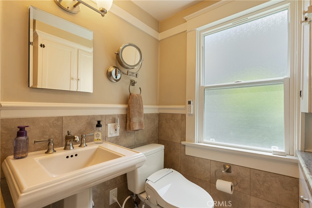 2411 3rd Property Photo 38