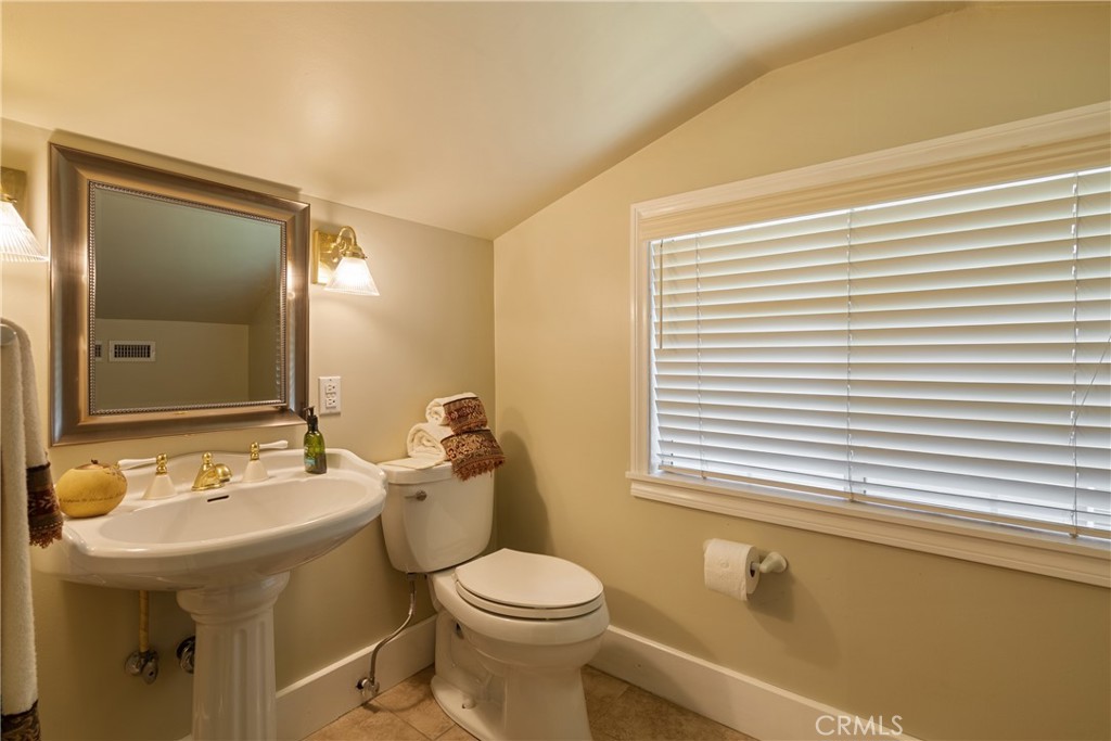 2411 3rd Property Photo 42