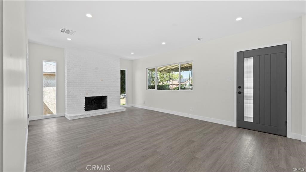 1230 Spazier Avenue Property Photo 10