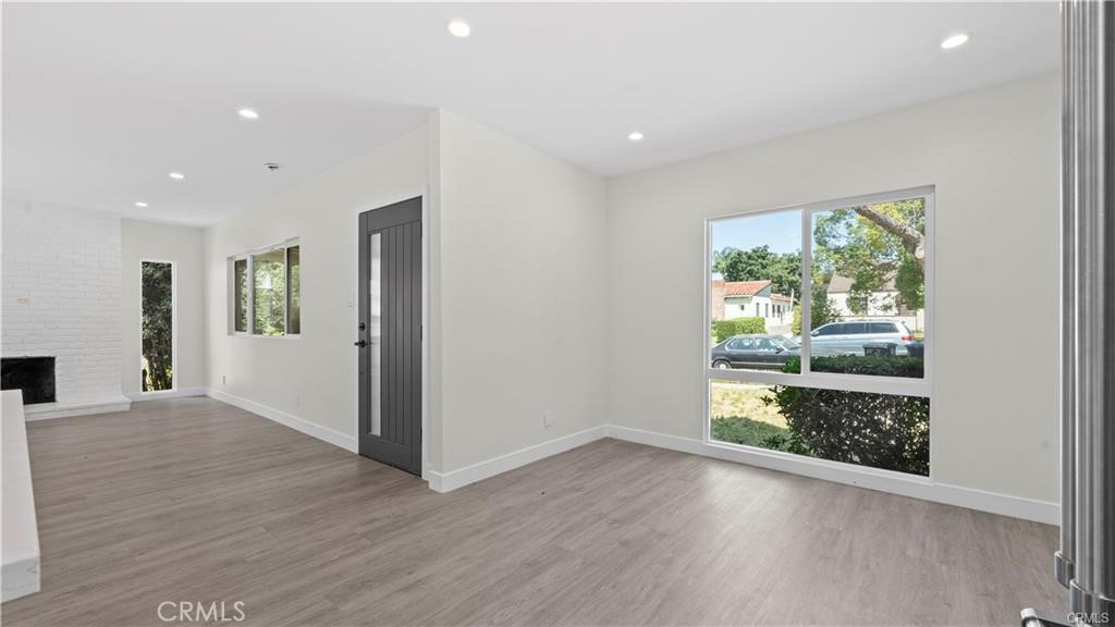 1230 Spazier Avenue Property Photo 18