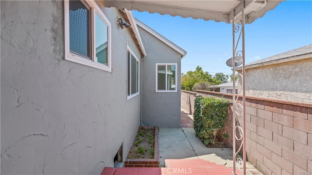 1230 Spazier Avenue Property Photo 52
