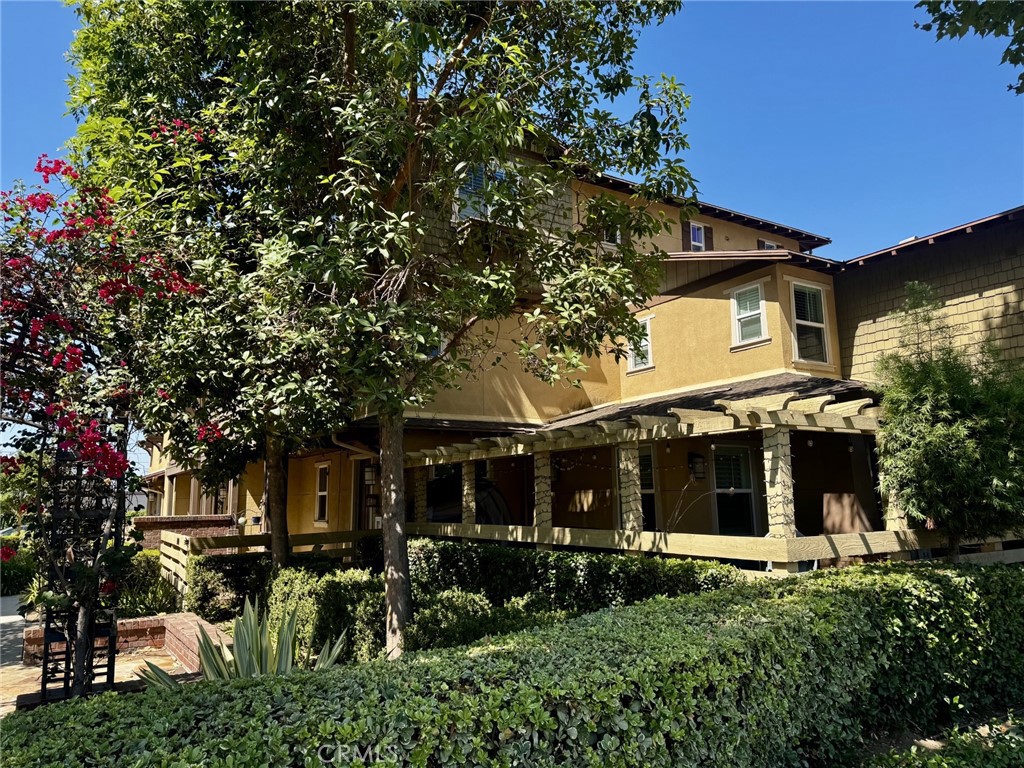 417 S Glendora Property Photo 1