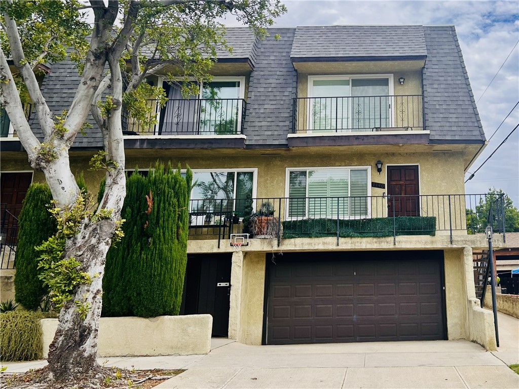 1140 N Lamer Property Photo 4