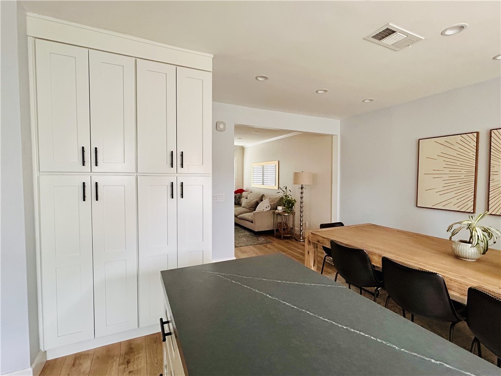 1140 N Lamer Property Photo 10