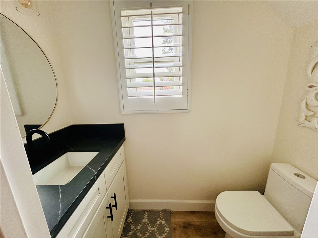 1140 N Lamer Property Photo 15