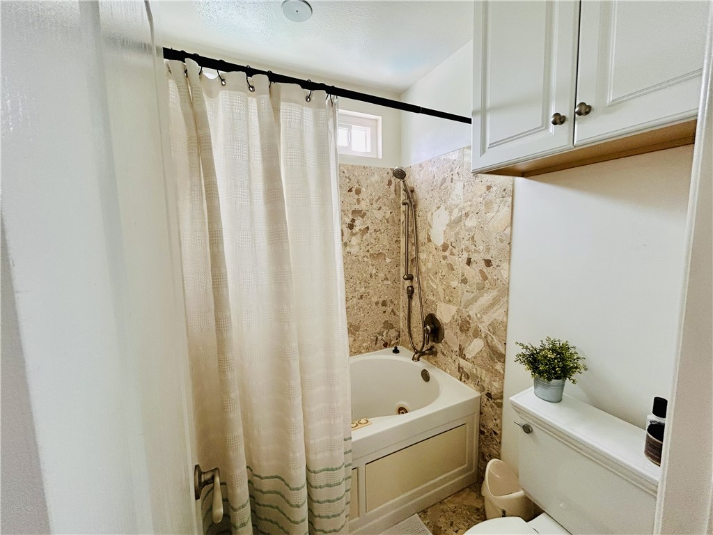 1140 N Lamer Property Photo 20