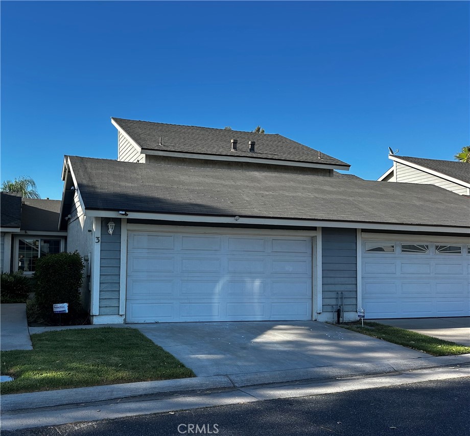 1173 S Cactus Avenue 3 Property Photo 1