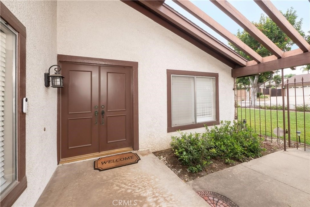 946 Coronado Property Photo 12