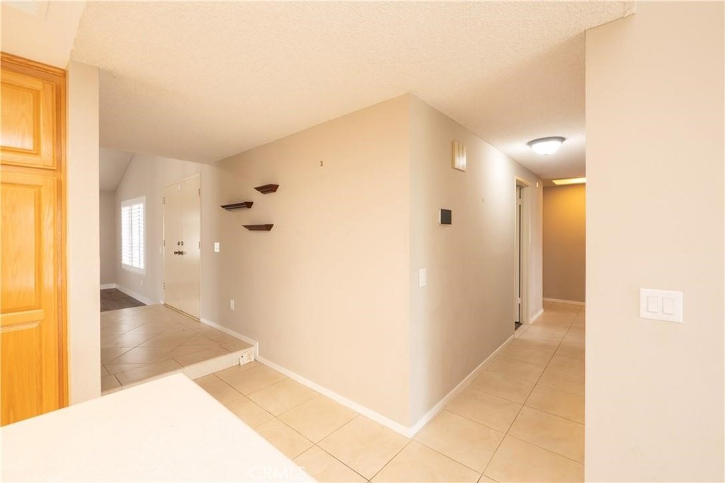 946 Coronado Property Photo 26