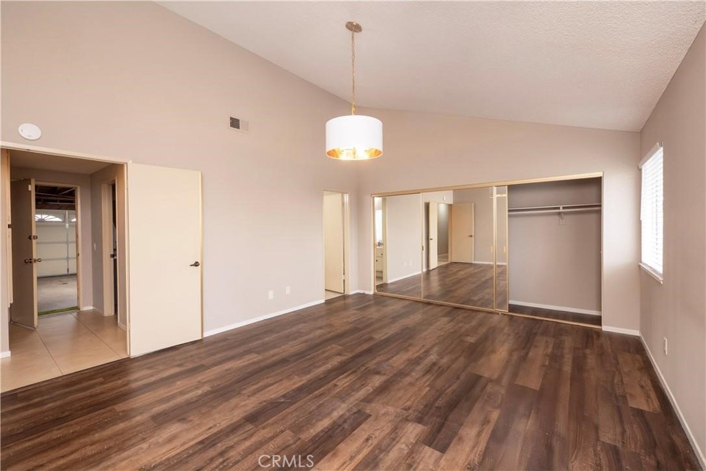 946 Coronado Property Photo 30