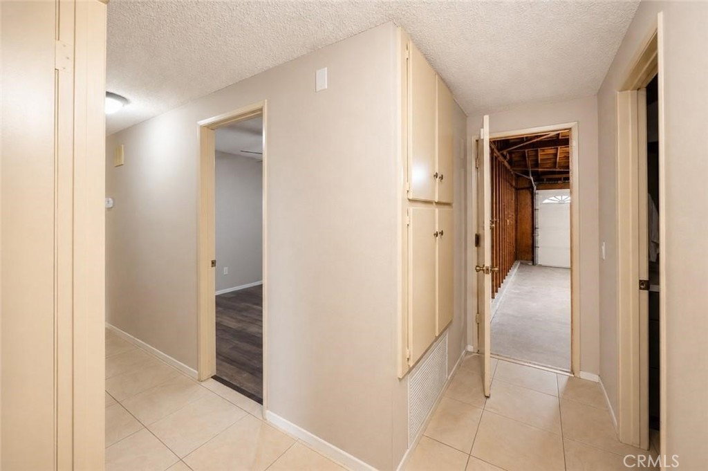 946 Coronado Property Photo 35
