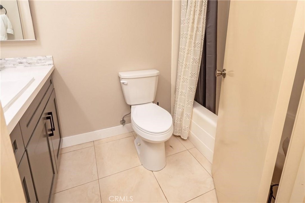 946 Coronado Property Photo 37