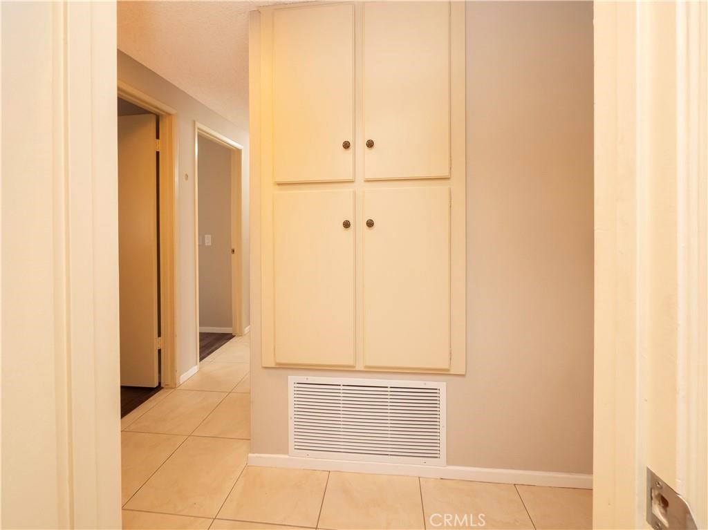 946 Coronado Property Photo 39