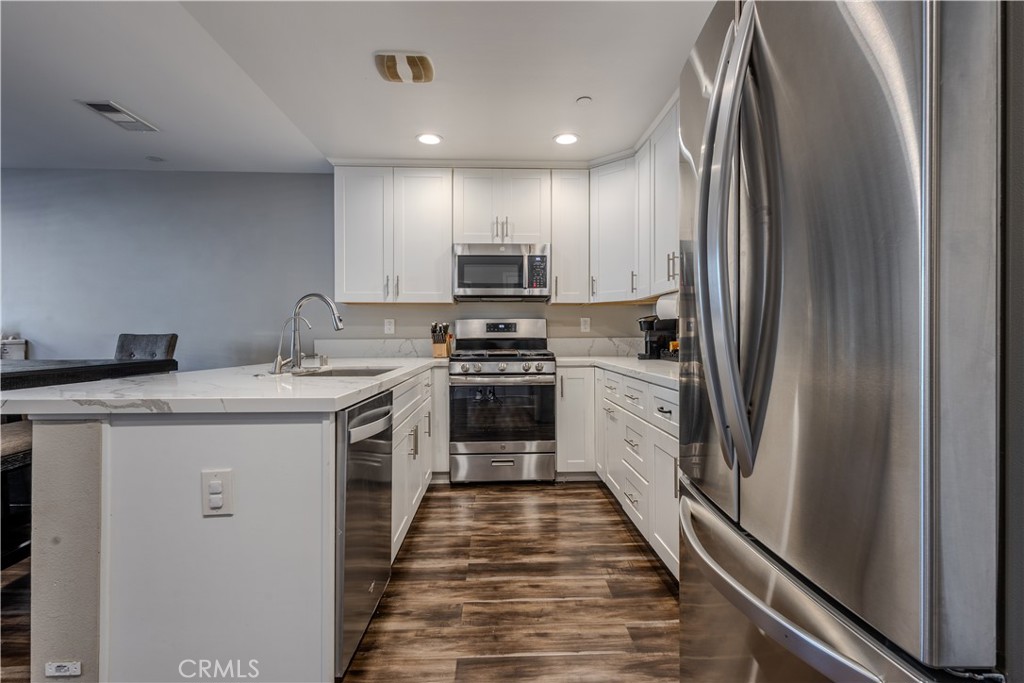 16408 Valencia Avenue 510 Property Photo 6
