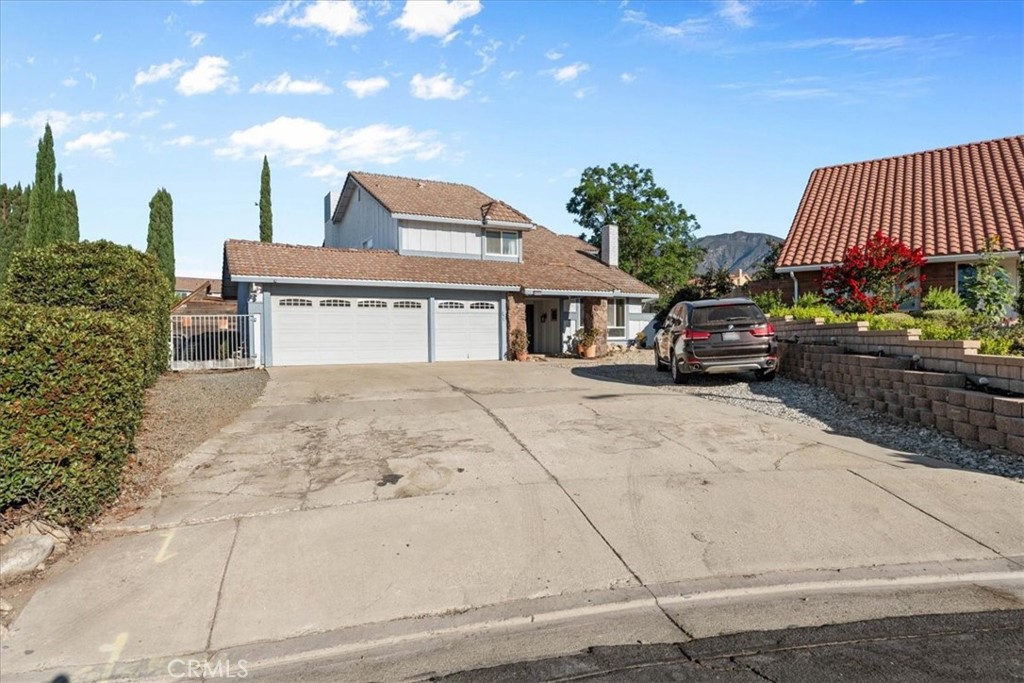 6046 Peridot Avenue Property Photo 3