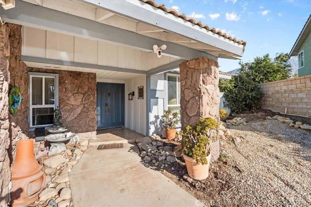 6046 Peridot Avenue Property Photo 4
