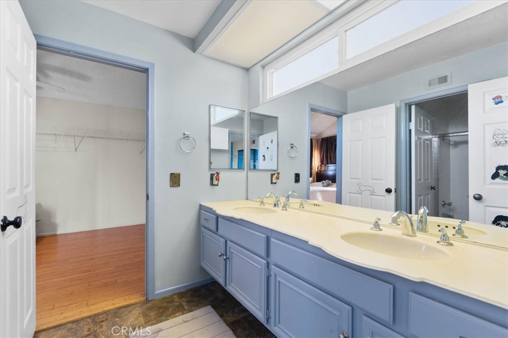 6046 Peridot Avenue Property Photo 28