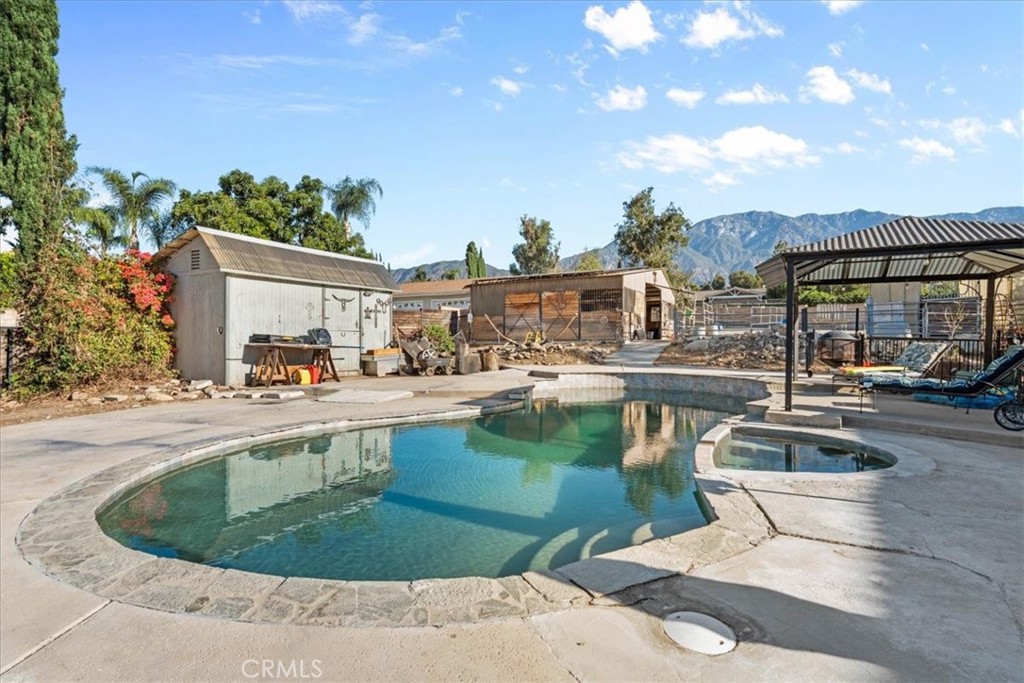 6046 Peridot Avenue Property Photo 36