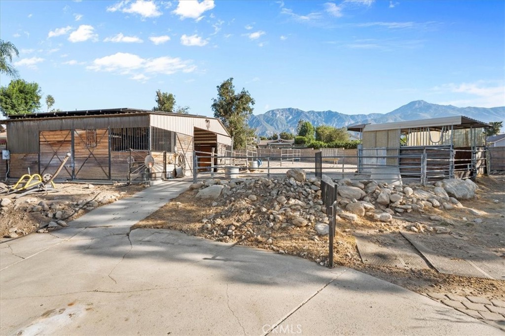 6046 Peridot Avenue Property Photo 38