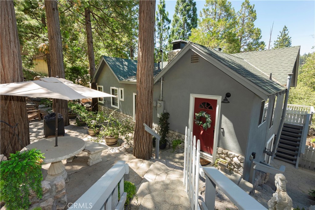 23914 Wildwood Property Photo 1
