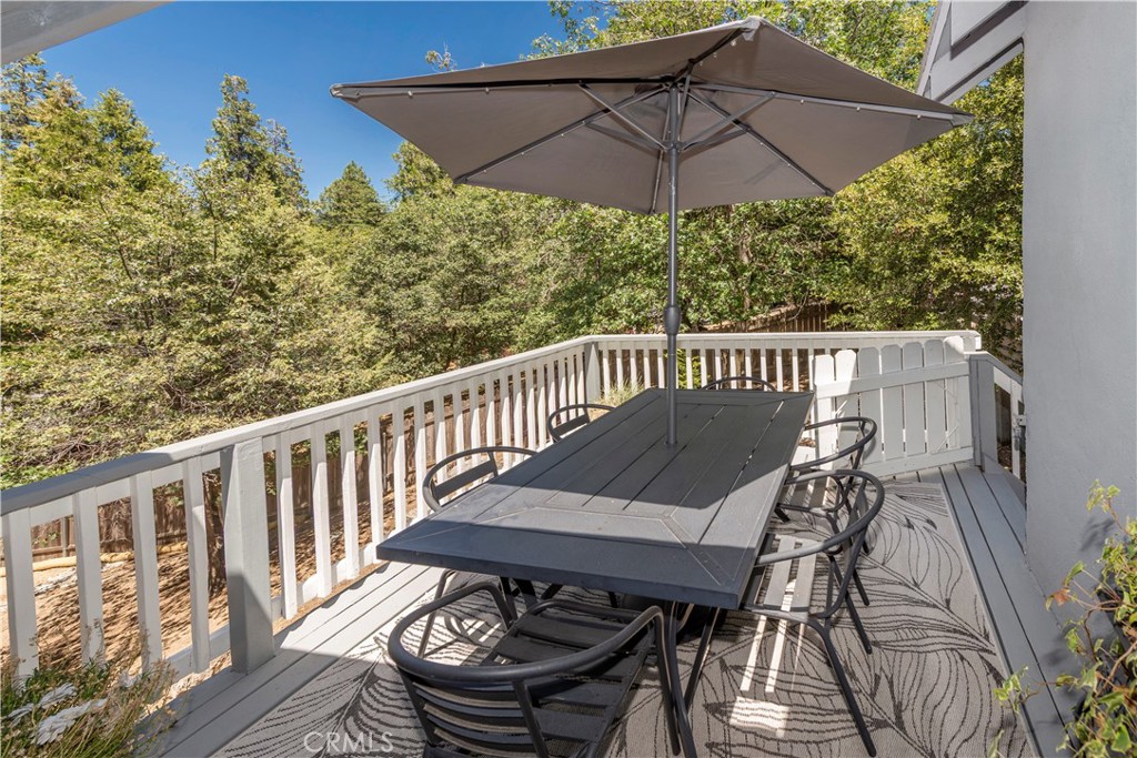 23914 Wildwood Property Photo 11