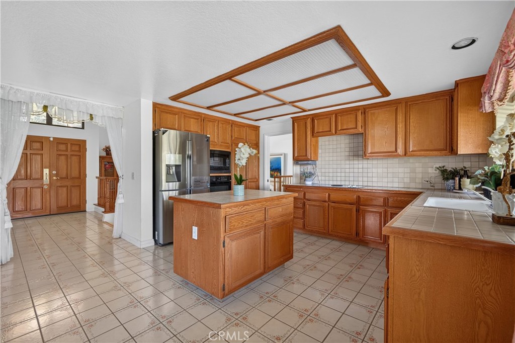 3133 E Hillside Drive Property Photo 11