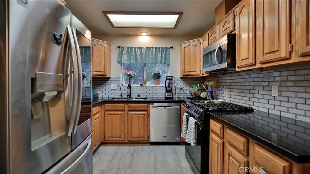 23747 Bowl Property Photo 13