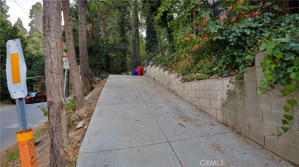 23747 Bowl Property Photo 28