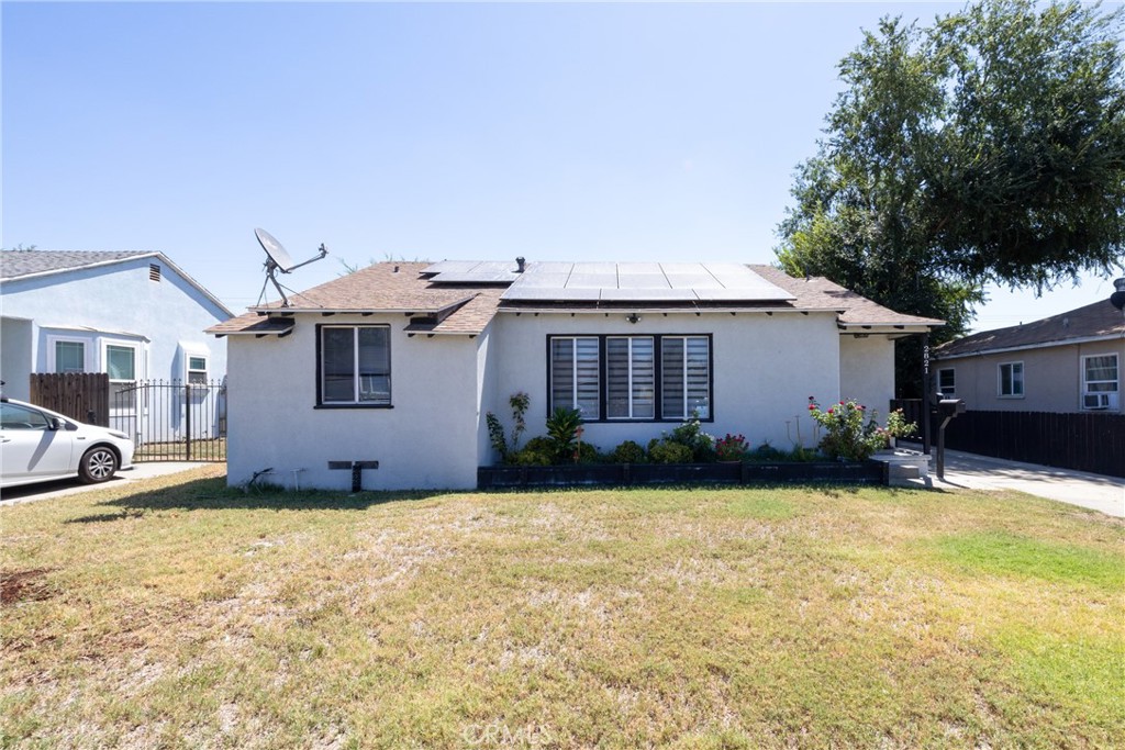 2821 Cedar Property Photo 2