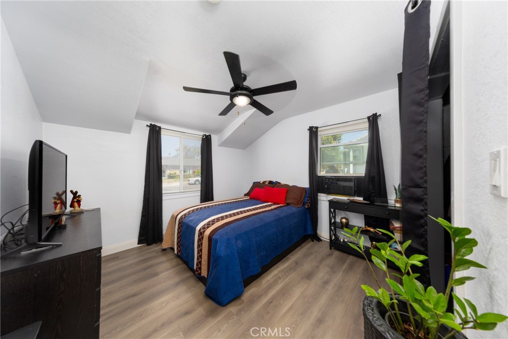 2821 Cedar Property Photo 17