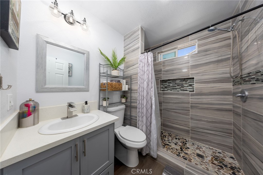 2821 Cedar Property Photo 19