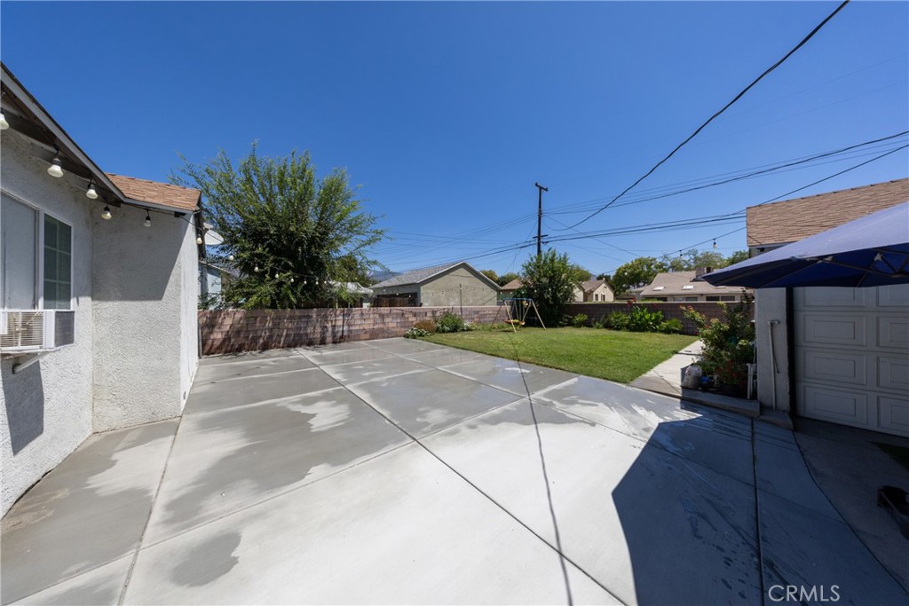 2821 Cedar Property Photo 25
