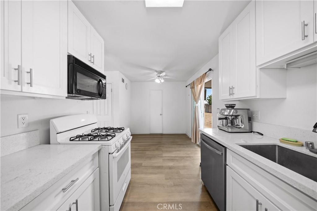 7601 Fennel Property Photo 16