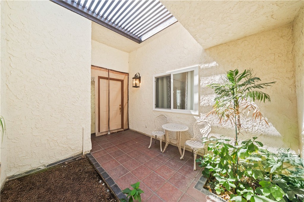 1400 Blossom Property Photo 2
