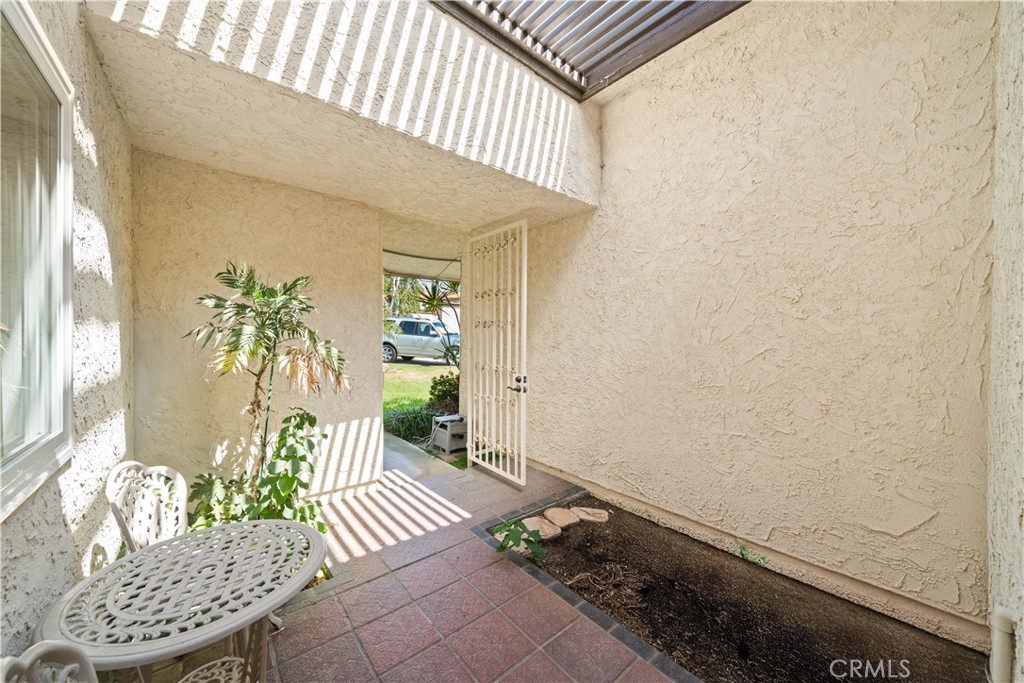 1400 Blossom Property Photo 3