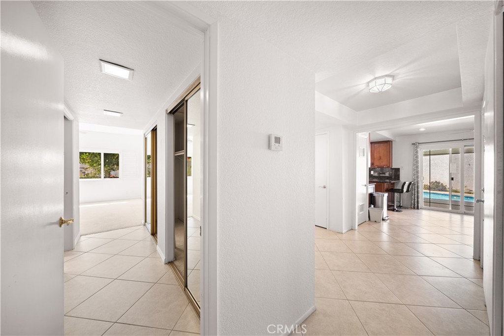 1400 Blossom Property Photo 18