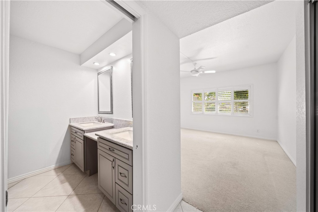 1400 Blossom Property Photo 23