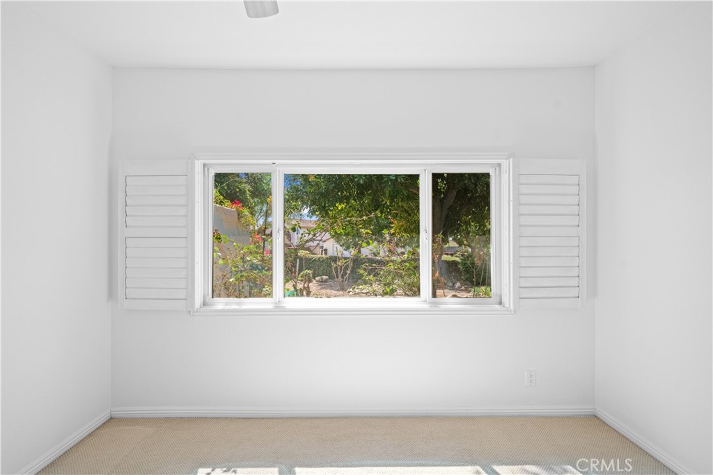 1400 Blossom Property Photo 27
