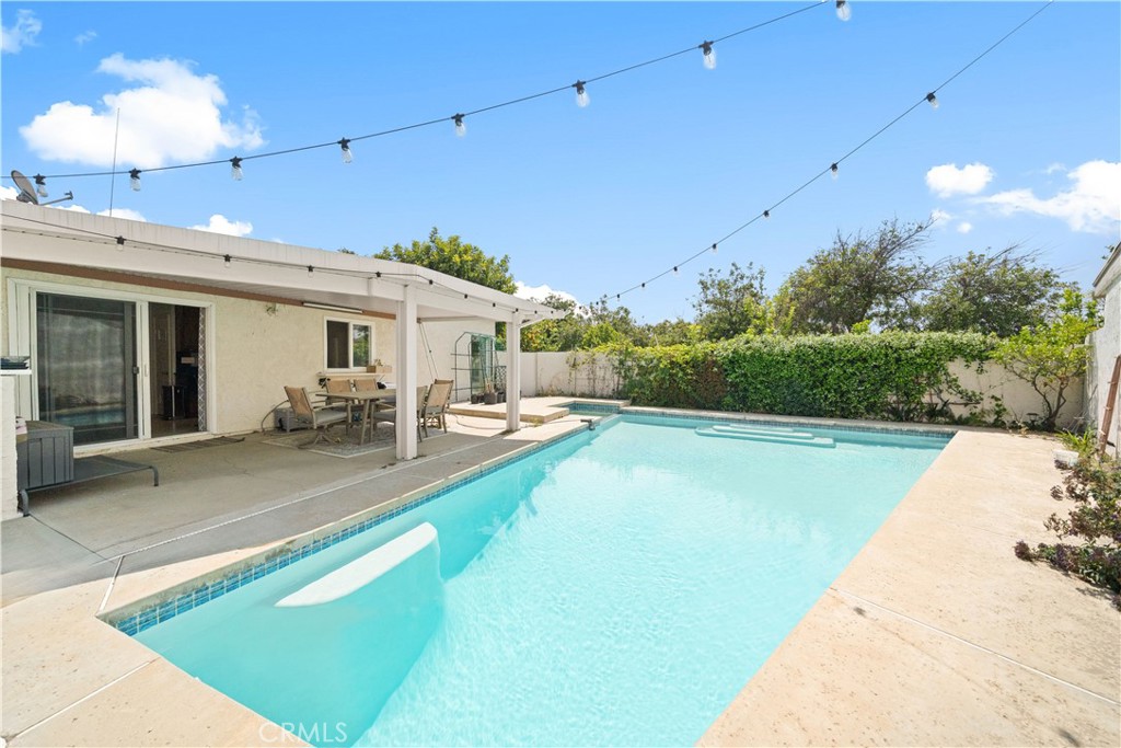 1400 Blossom Property Photo 31