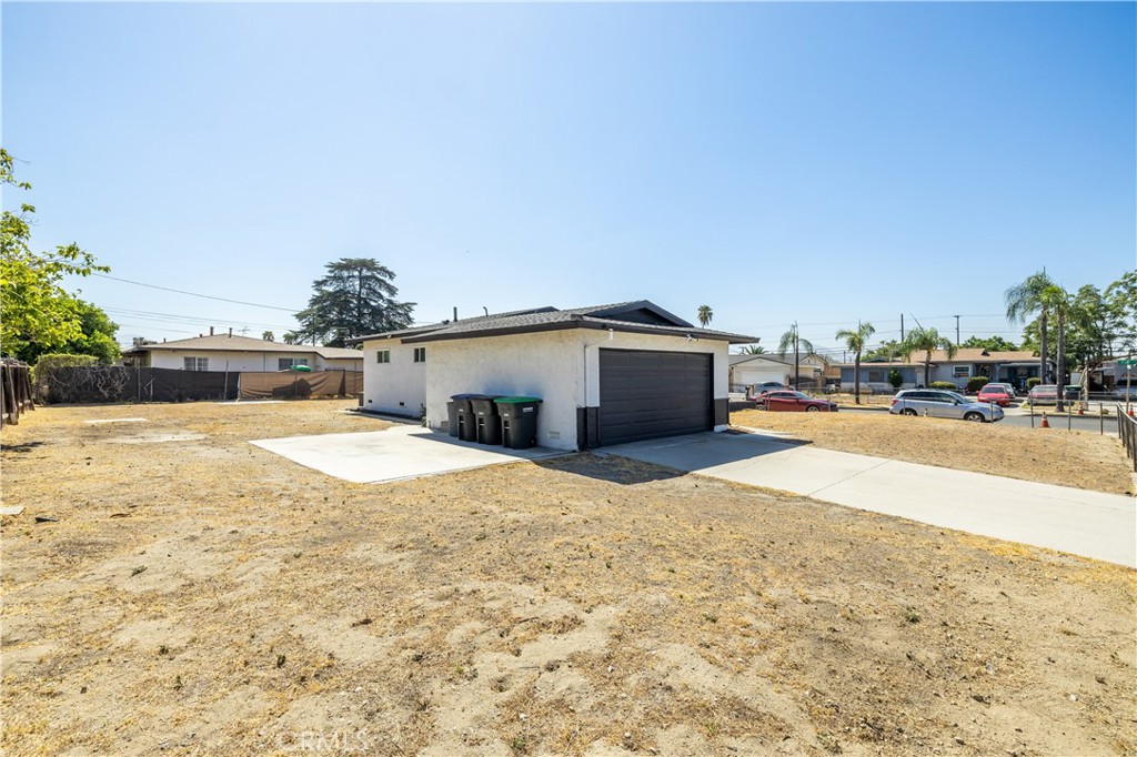 2140 Monroe Property Photo 43
