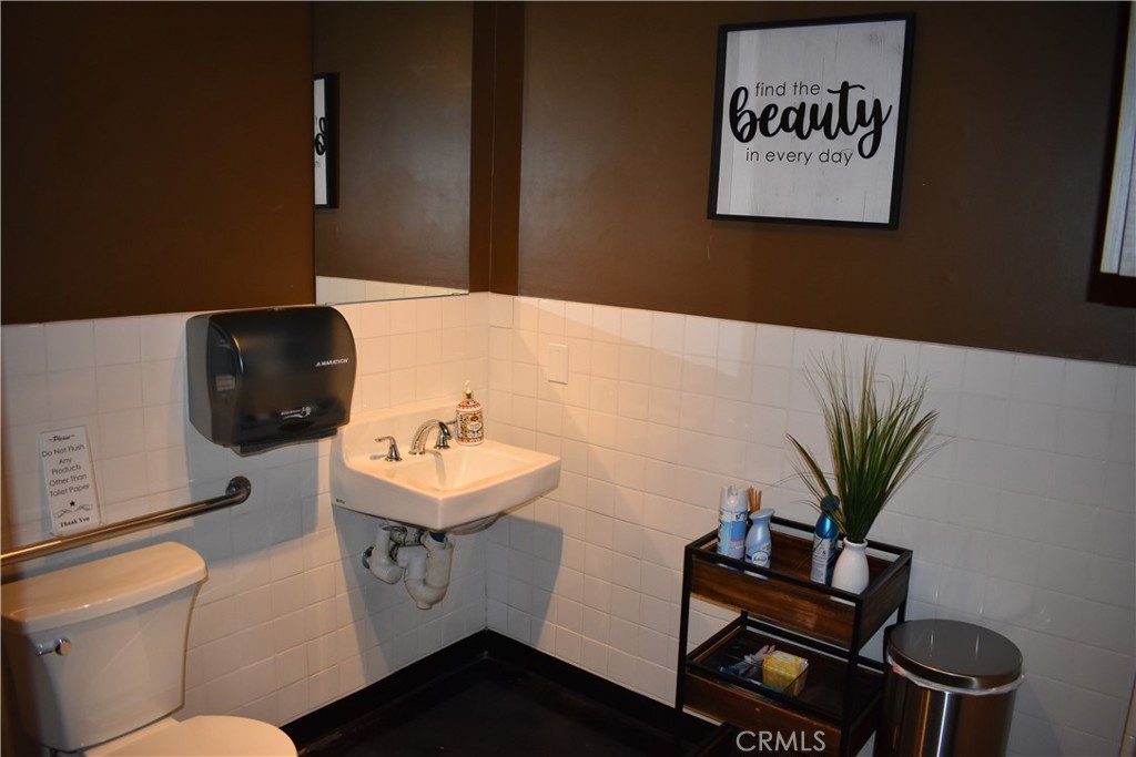 1220 S Diamond Bar Boulevard Property Photo 21
