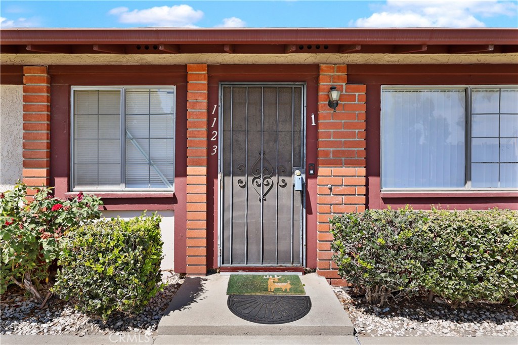 1123 W Sierra Madre Avenue 1 Property Photo 3