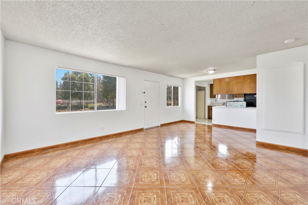 1123 W Sierra Madre Avenue 1 Property Photo 23