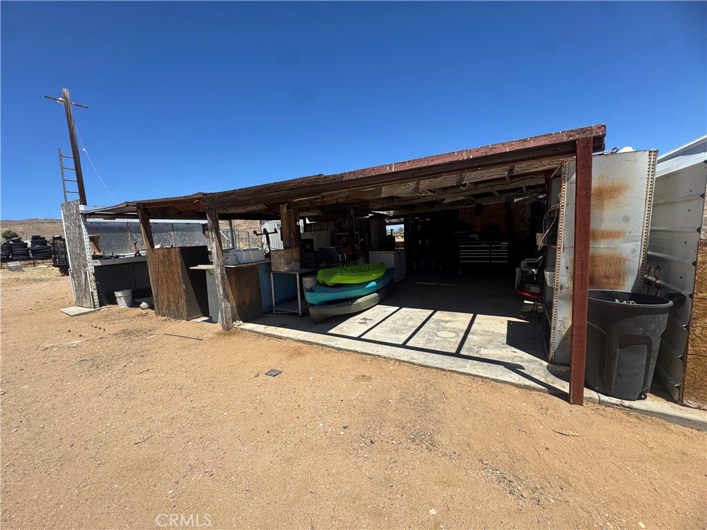 1474 Old Woman Springs Property Photo 8