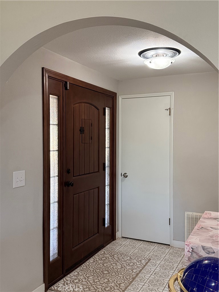 11990 Lasselle Property Photo 2