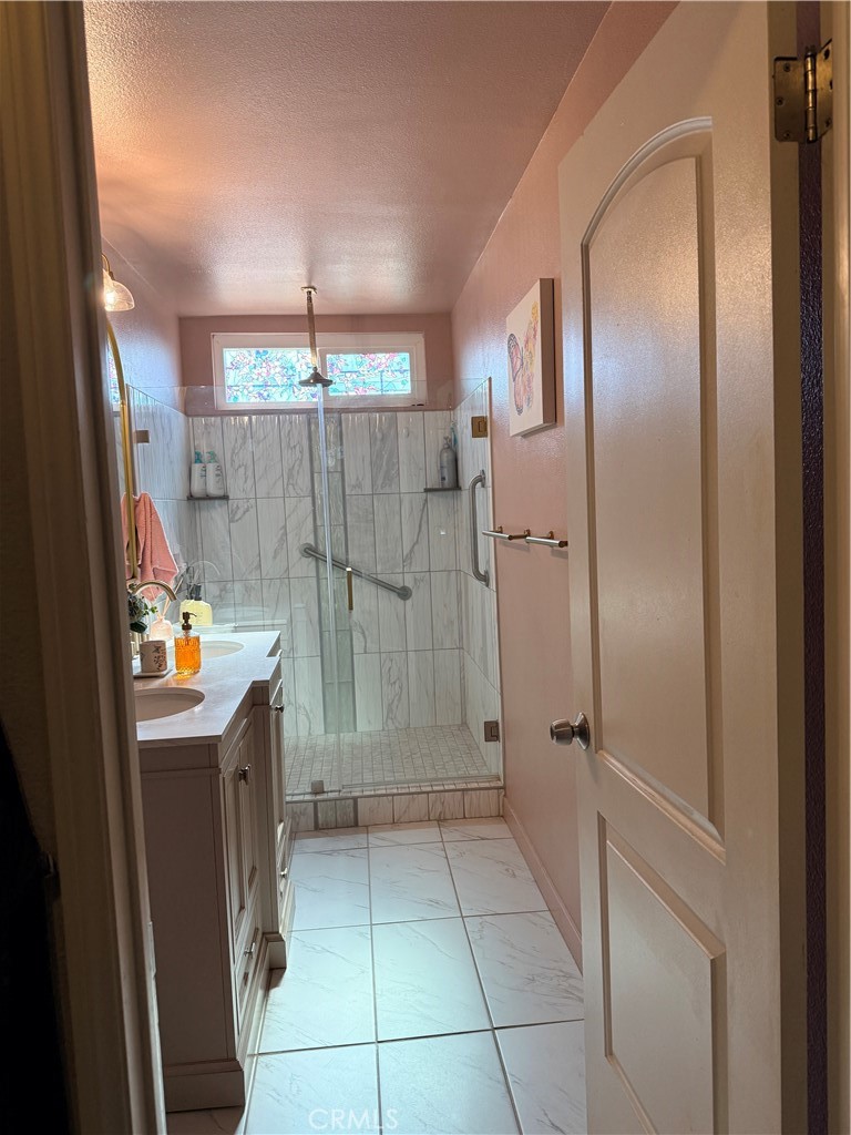 11990 Lasselle Property Photo 16