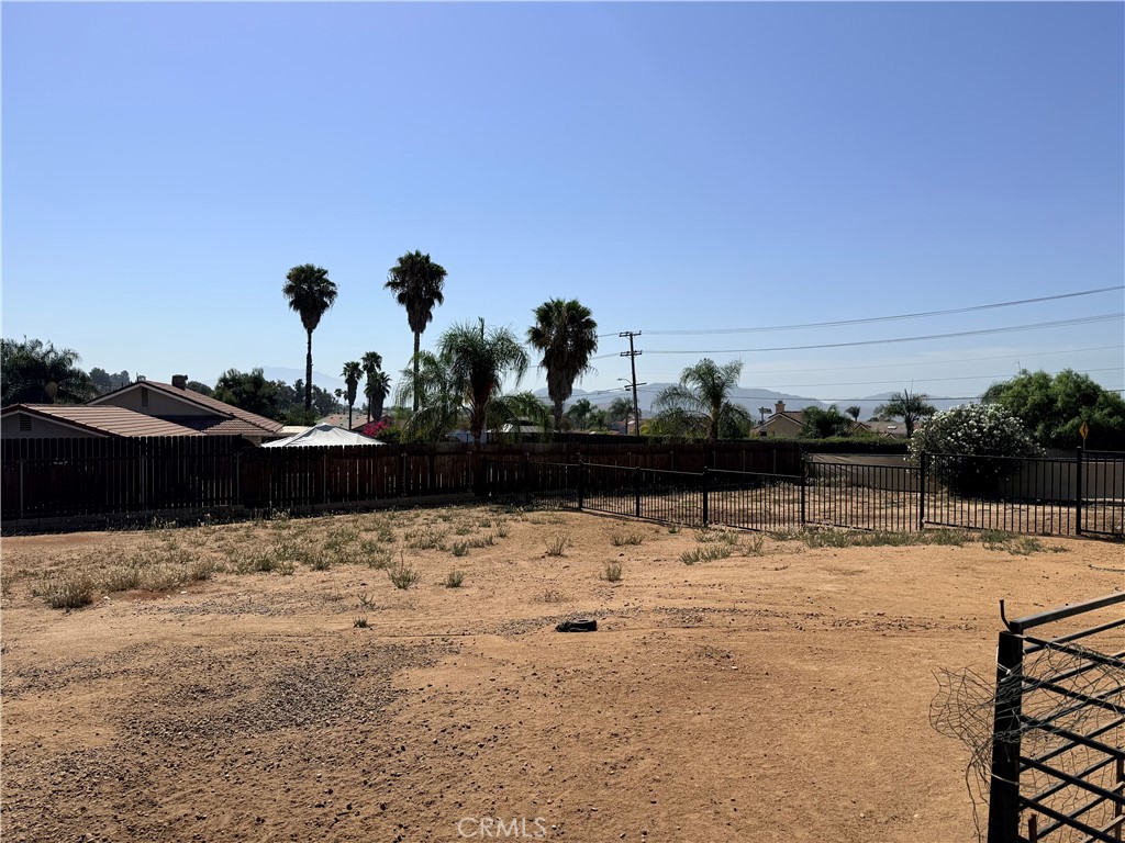 11990 Lasselle Property Photo 35