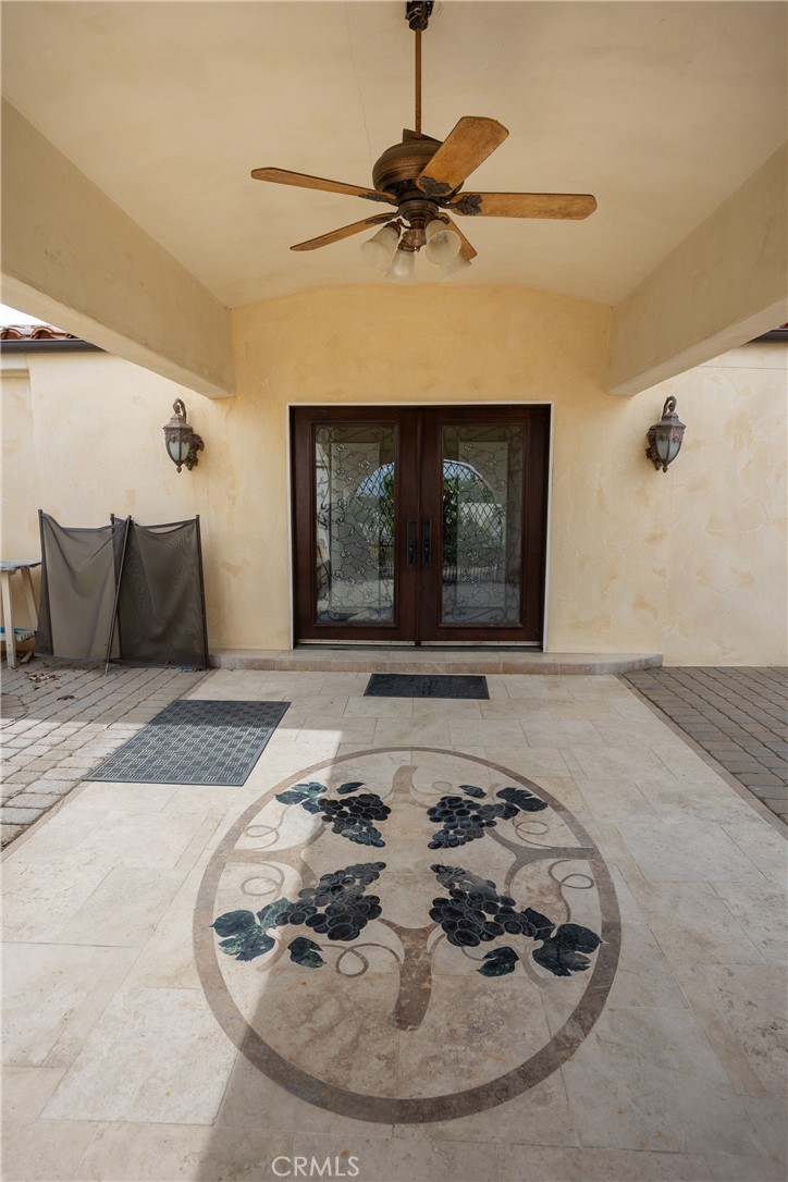 6378 East Avenue Property Photo 10